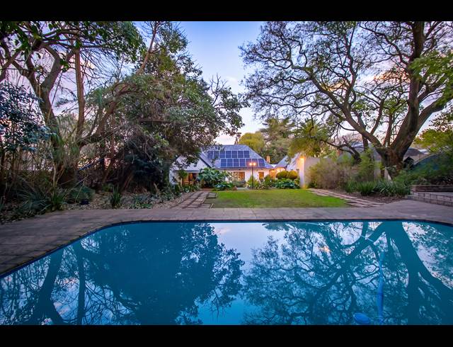 3 BEDROOM FREEHOLD FOR SALE IN NORTHCLIFF